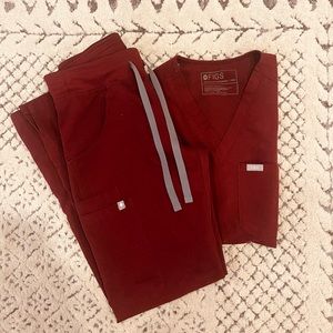 Figs Burgundy Scrub Set